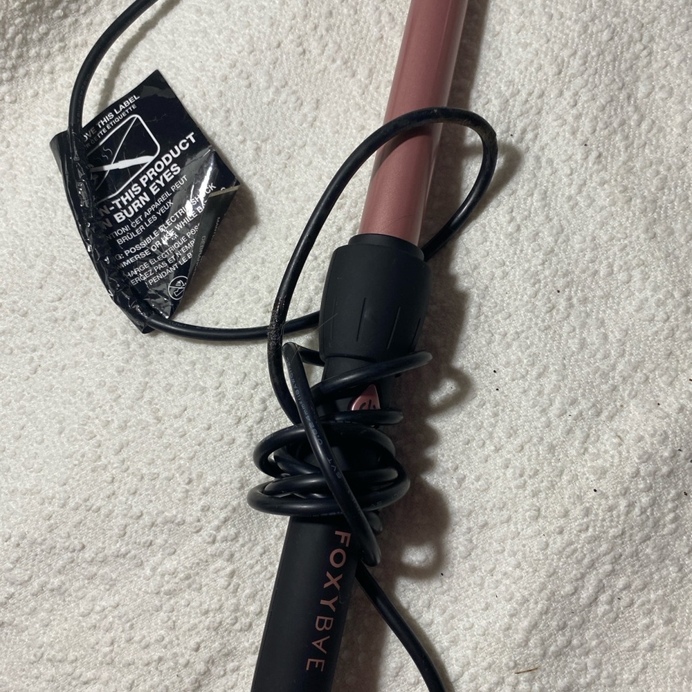FoxyBae Rose Gold Curling Wand